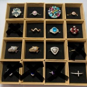 Ring lot size 6.5-9 cubic zirconia